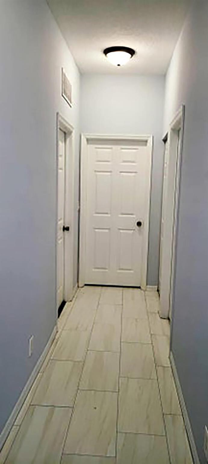 LAKEFOREST POINTE - Residential Lease