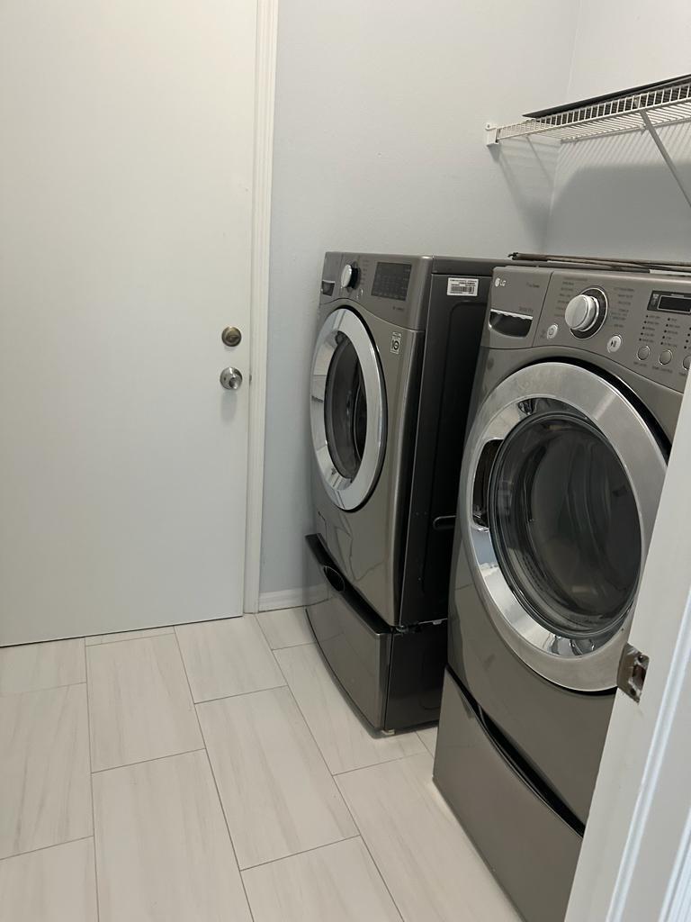 LAKEFOREST POINTE - Residential Lease