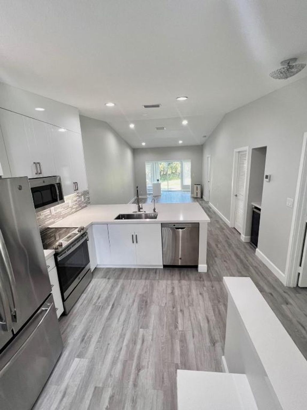 Photo of 18745 Candlewick Drive, Boca Raton, FL 33496 (MLS # R10980198)