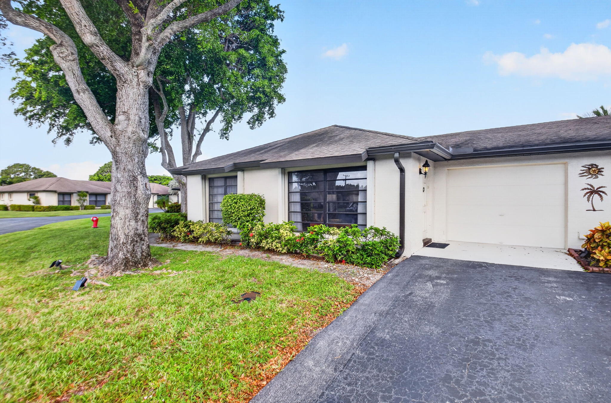 4855 EQUESTRIAN Road A