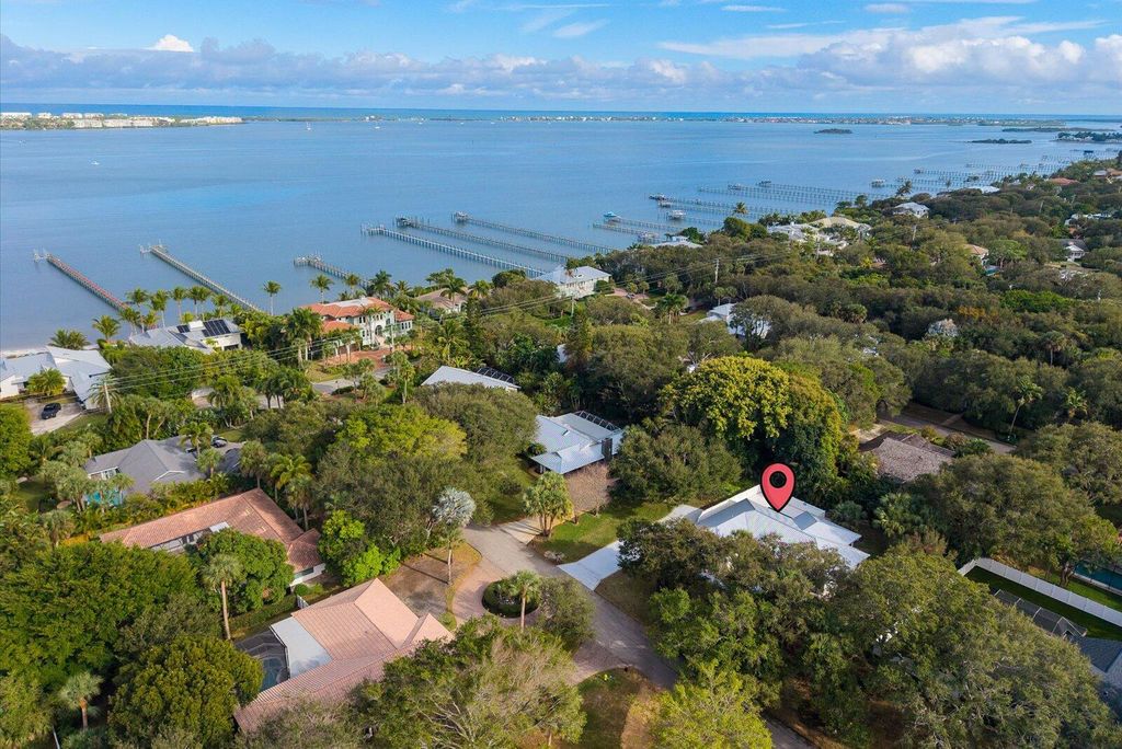 Photo of 5 Copaire Drive, Sewalls Point, FL 34996 (MLS # R11157322)