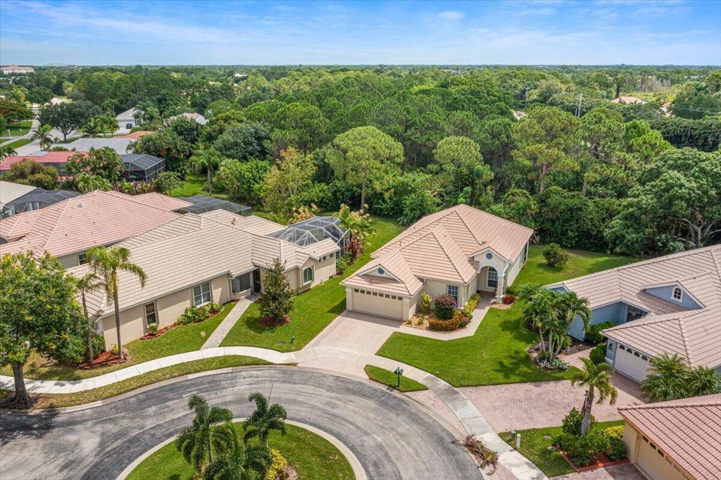 Photo of 575 SW St Kitts Cove, Port Saint Lucie, FL 34986 (MLS # R11005241)