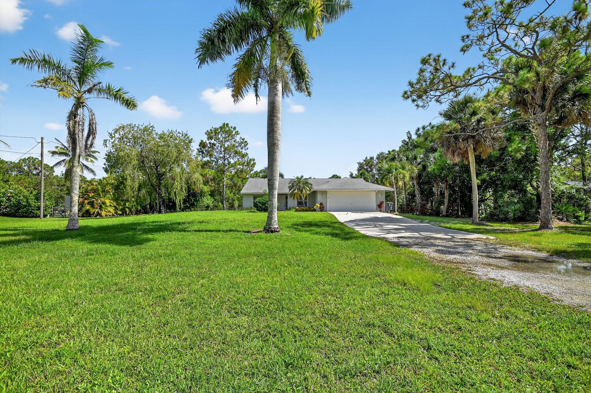 MOVE IN TO THIS 4/2 2C CBS HOME WITH A 3 WAY SPLIT, TILED THRUOUT, FRESHLY PAINTED INSIDE AND OUT, BATHROOMS PARTIALLY REMODELED, NEW REFRIGERATOR AND MICROWAVE, ACCORDIAN SHUTTERS THRUOUT. NICE CLEAN HOME WITH A GREAT PRIVATE LOT IN A GREAT LOCATION. HURRY THIS ONE WON'T LAST LONG AT THIS PRICE. EASY TO SHOW TOO.