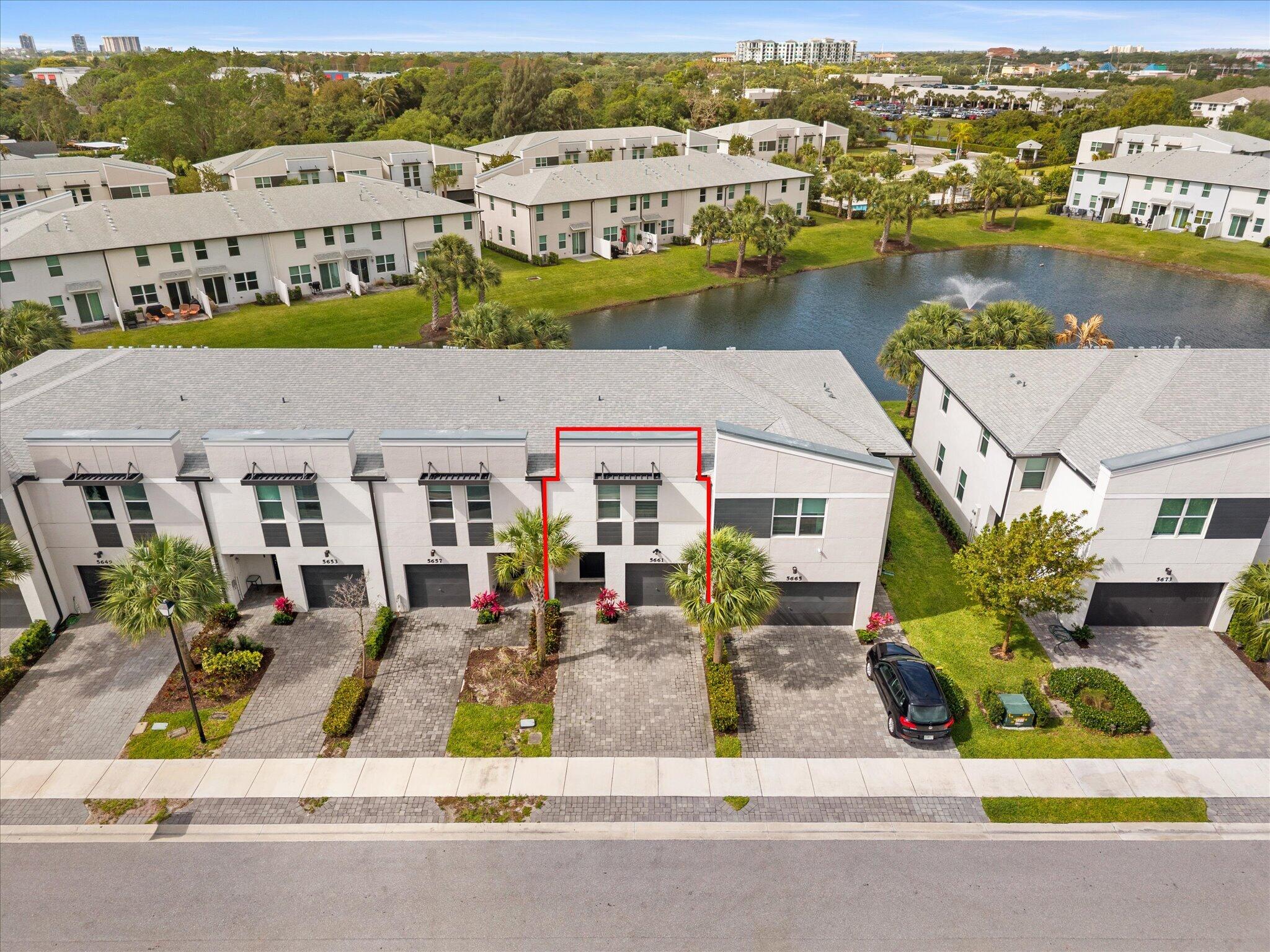 ENCLAVE AT MANGONIA PARK - Residential