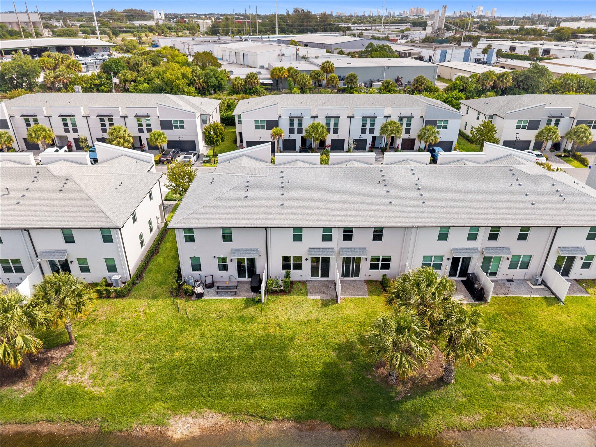 ENCLAVE AT MANGONIA PARK - Residential