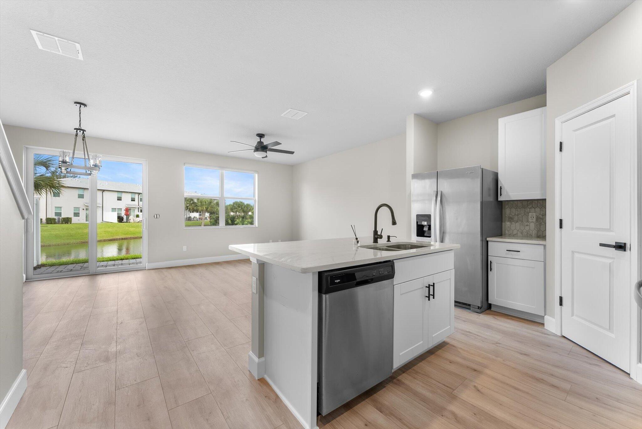ENCLAVE AT MANGONIA PARK - Residential