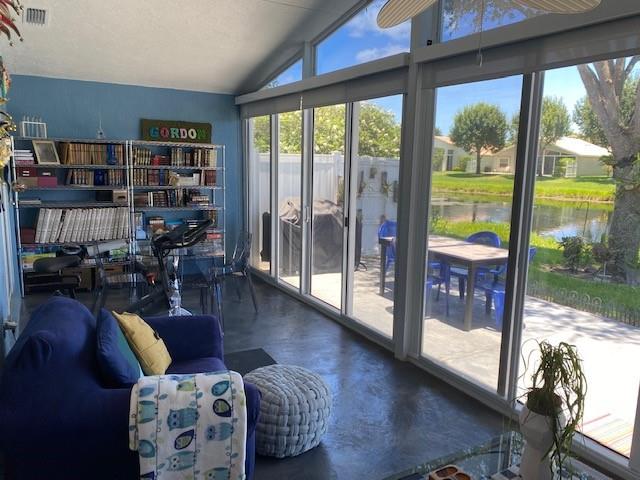 Royal Lakes - Residential