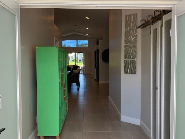 Royal Lakes - Residential