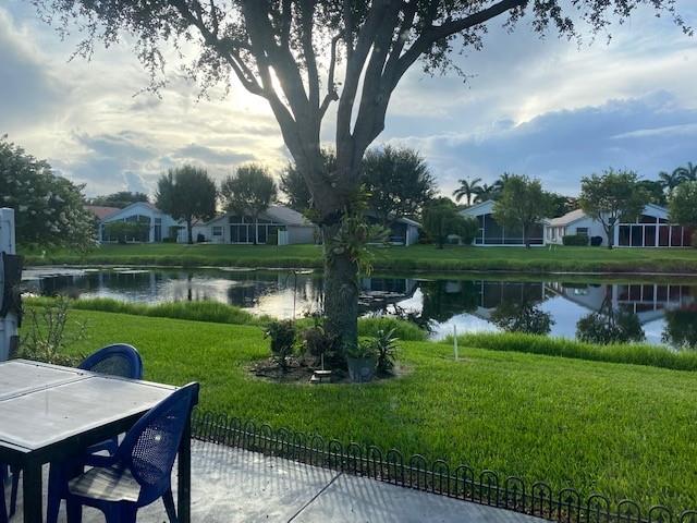 Royal Lakes - Residential