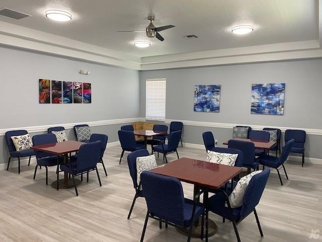 Royal Lakes - Residential