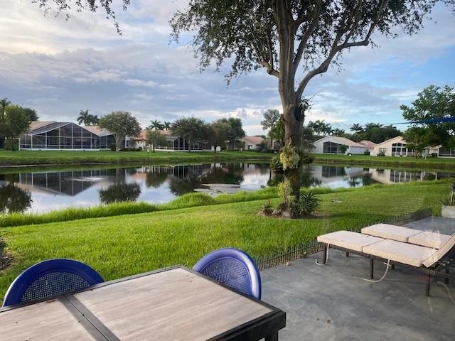 Royal Lakes - Residential