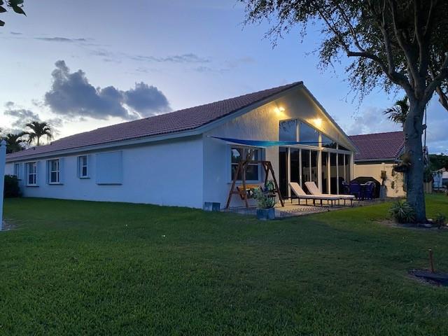 Royal Lakes - Residential