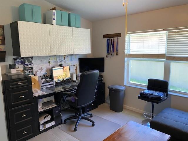 Royal Lakes - Residential