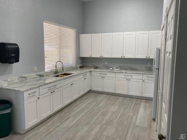 Royal Lakes - Residential