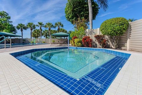 A home in Lake Worth