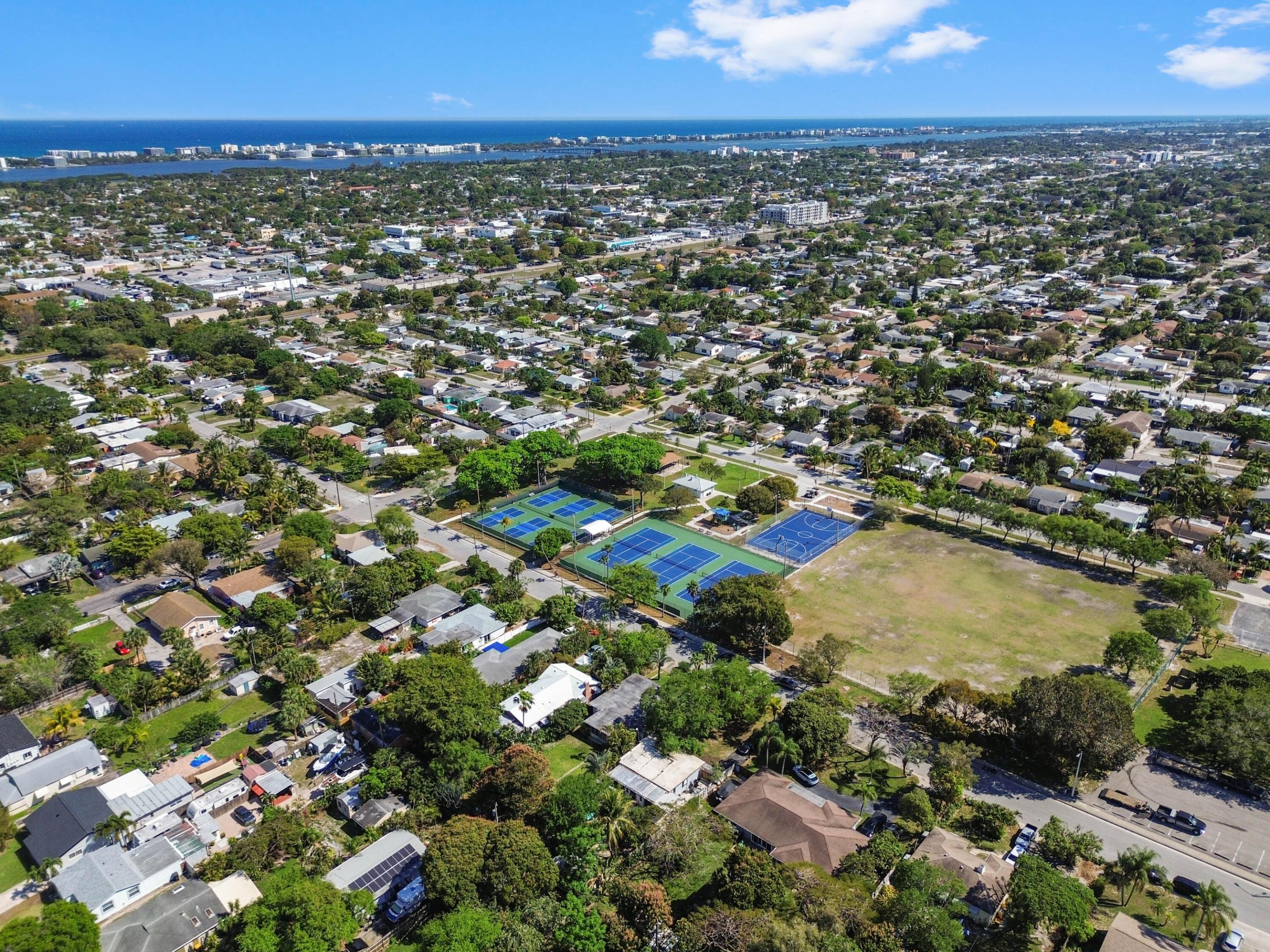 LAKE WORTH HEIGHTS - Residential
