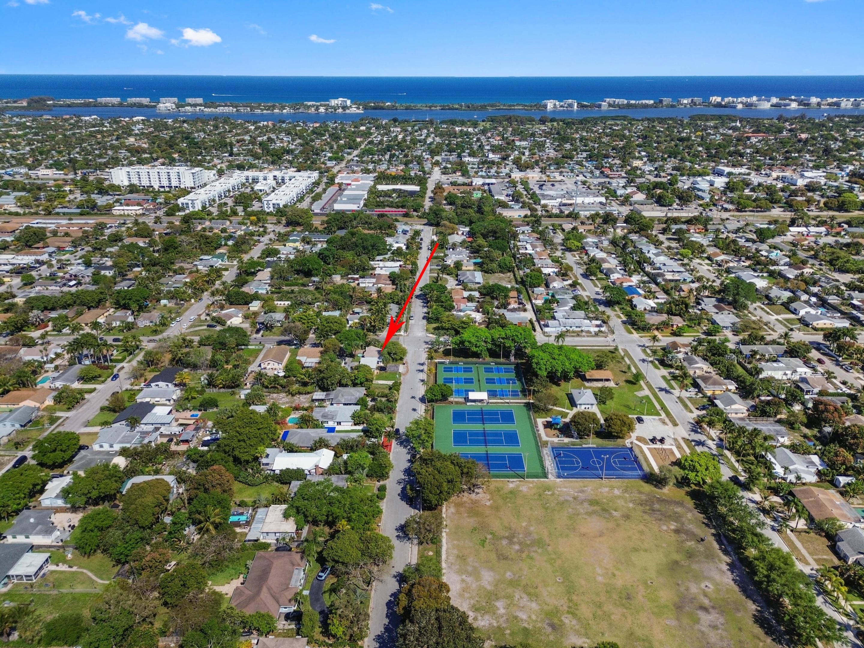 LAKE WORTH HEIGHTS - Residential