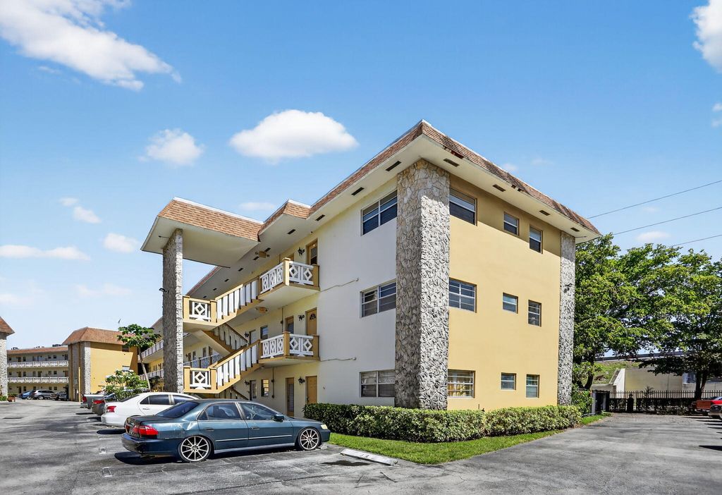 Photo of 5111 W Oakland Park Boulevard #201, Lauderdale Lakes, FL 33313 (MLS # R11111098)