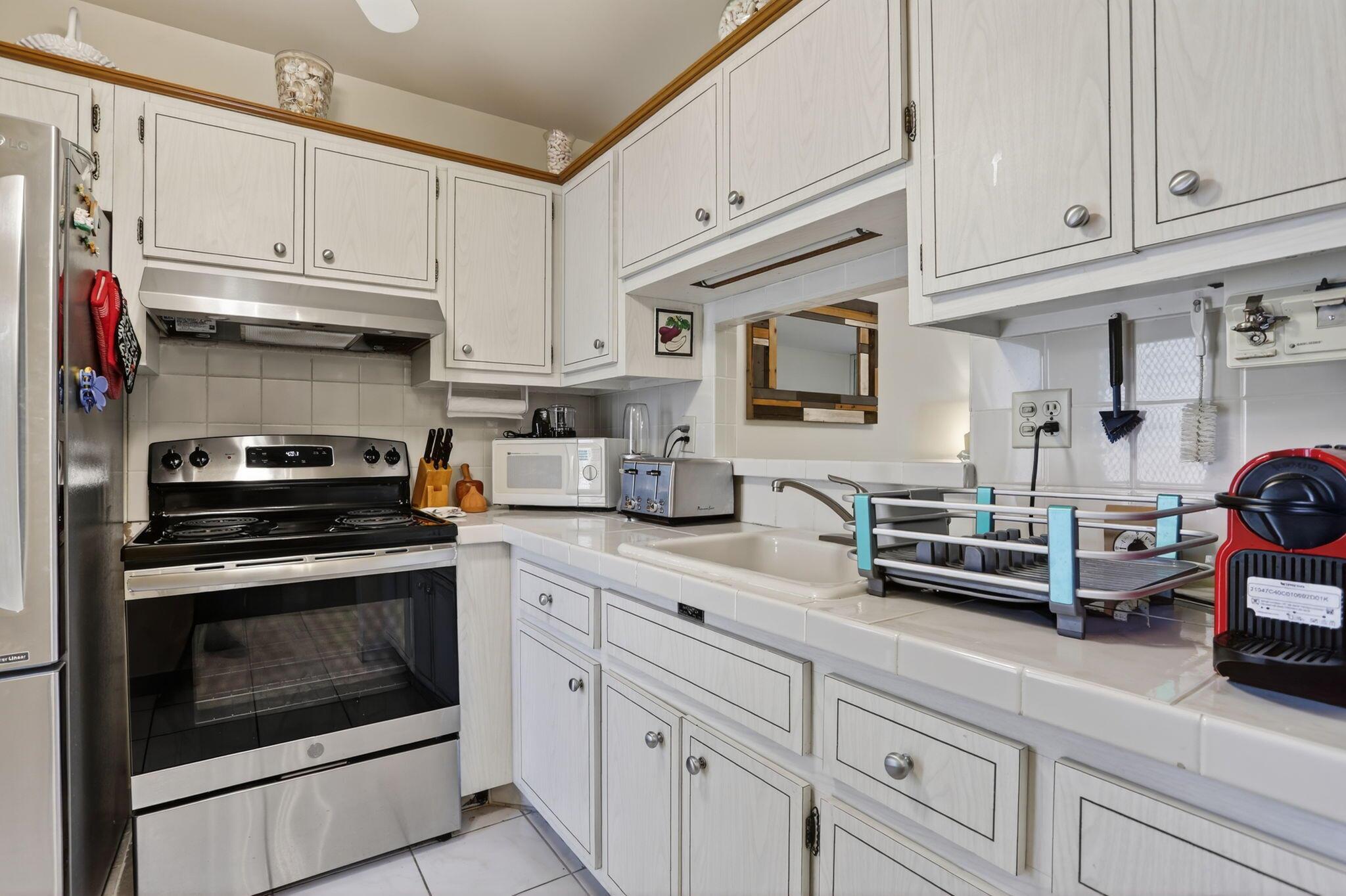 5111 W Oakland Park Boulevard 201