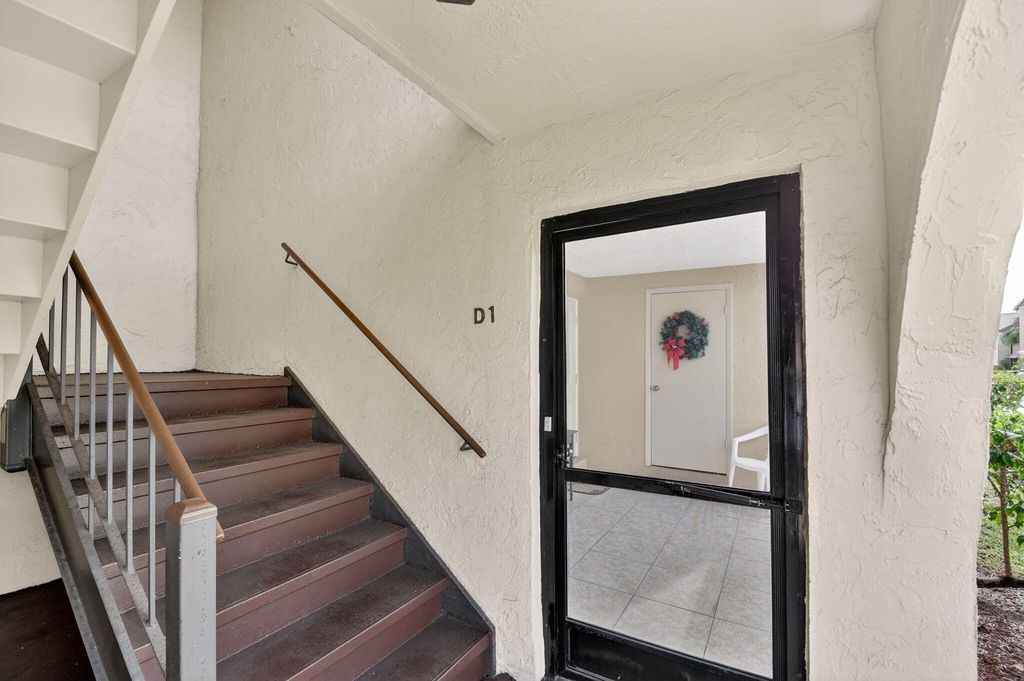 Photo of 342 Pine Ridge Circle #D-1, Greenacres, FL 33463 (MLS # R11169580)