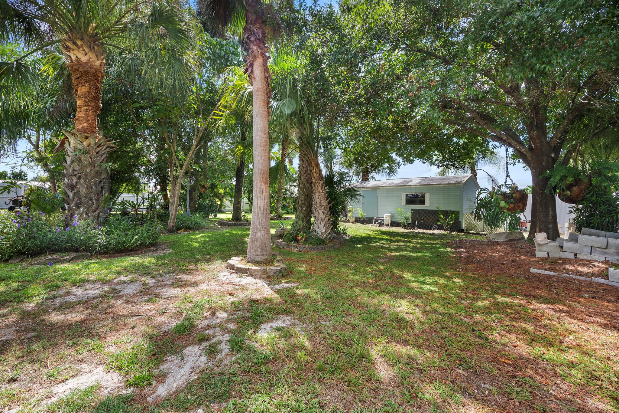 PORT ST LUCIE SECTION 15 - Land