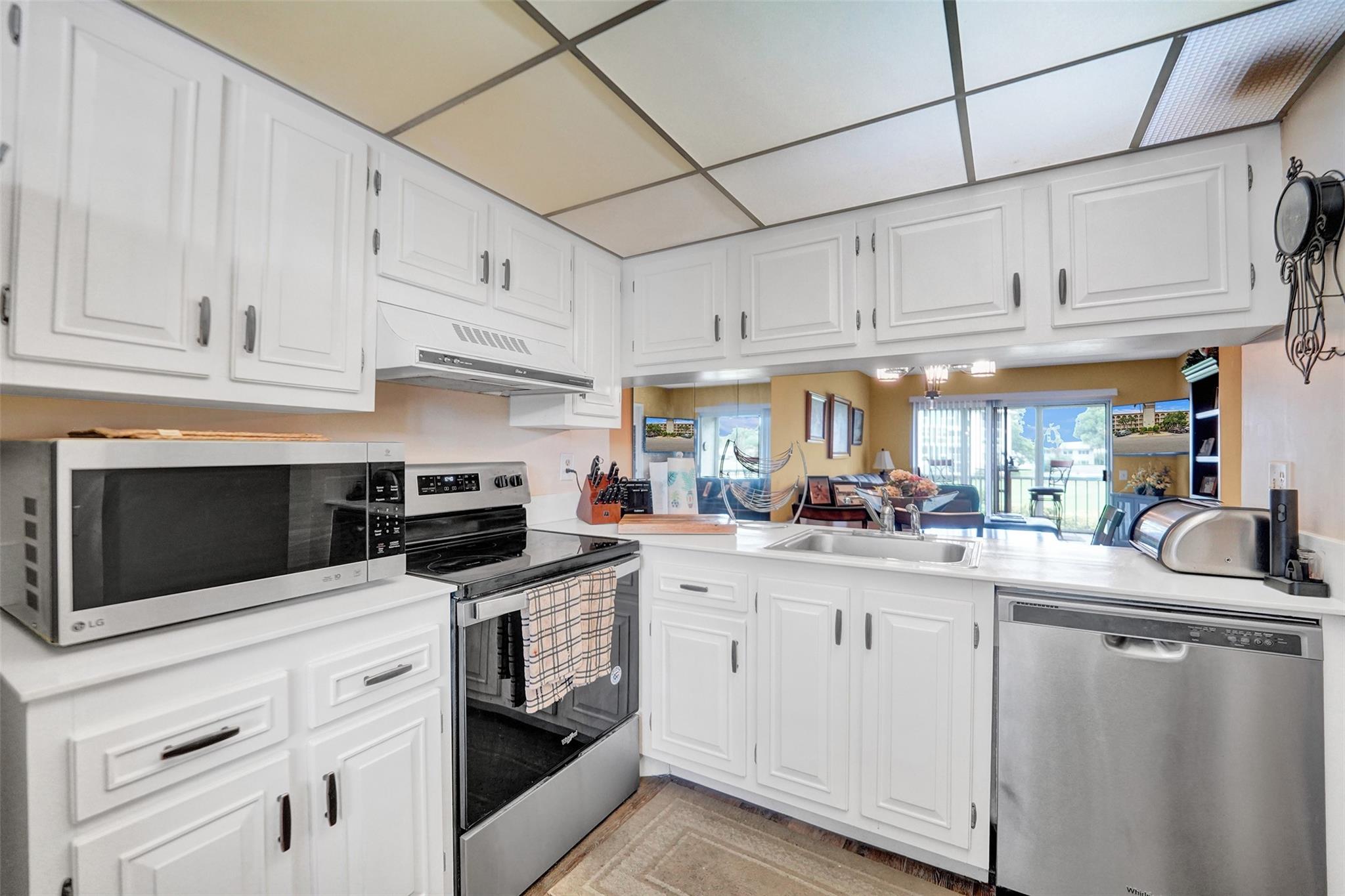 4602 Martinique Way 4602, Coconut Creek, FL, 33066/$100,000 3 4602 Martinique Way 4602