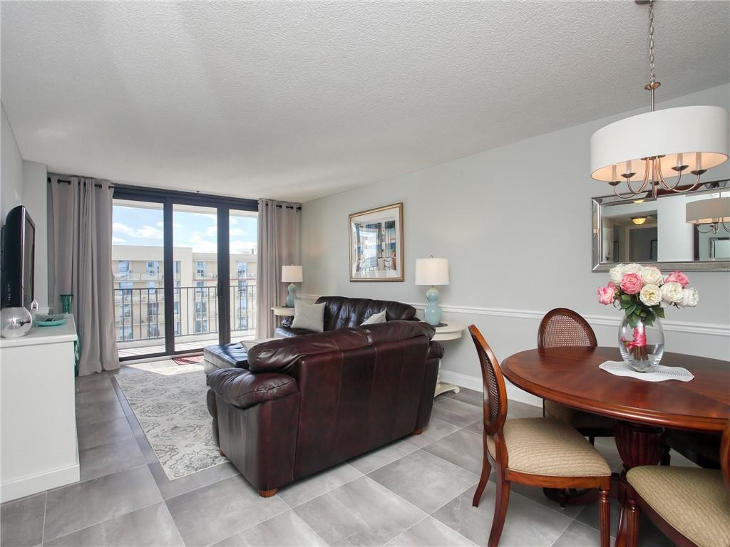 Crystal Towers - Residential