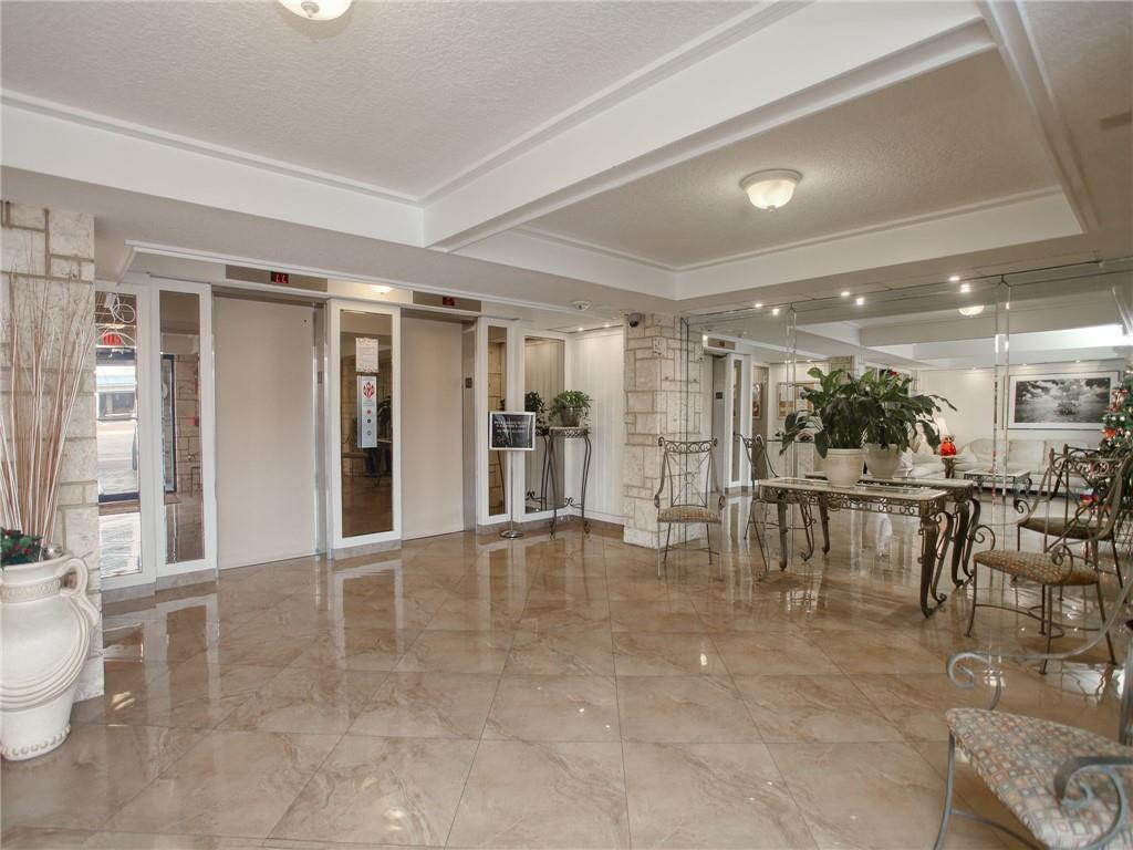 Crystal Towers - Residential