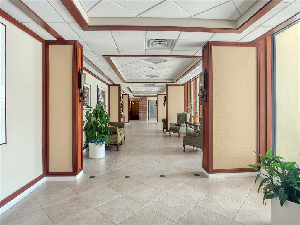 Crystal Towers - Residential