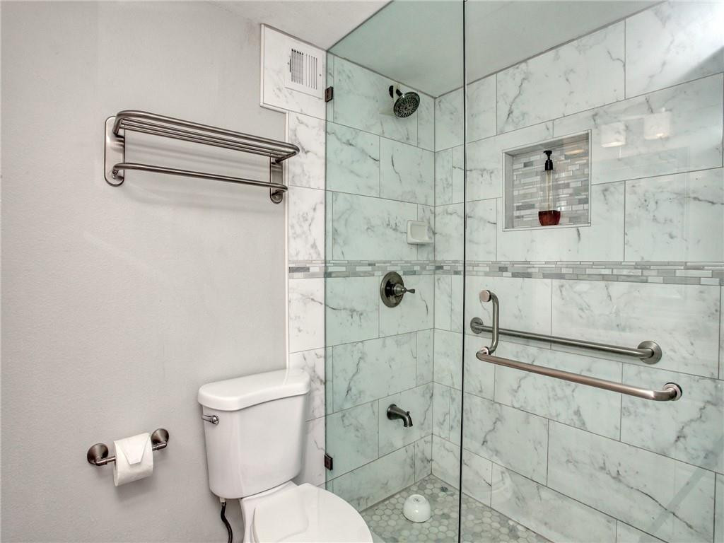 Crystal Towers - Residential