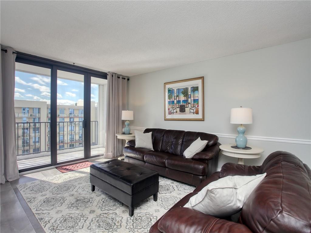Crystal Towers - Residential