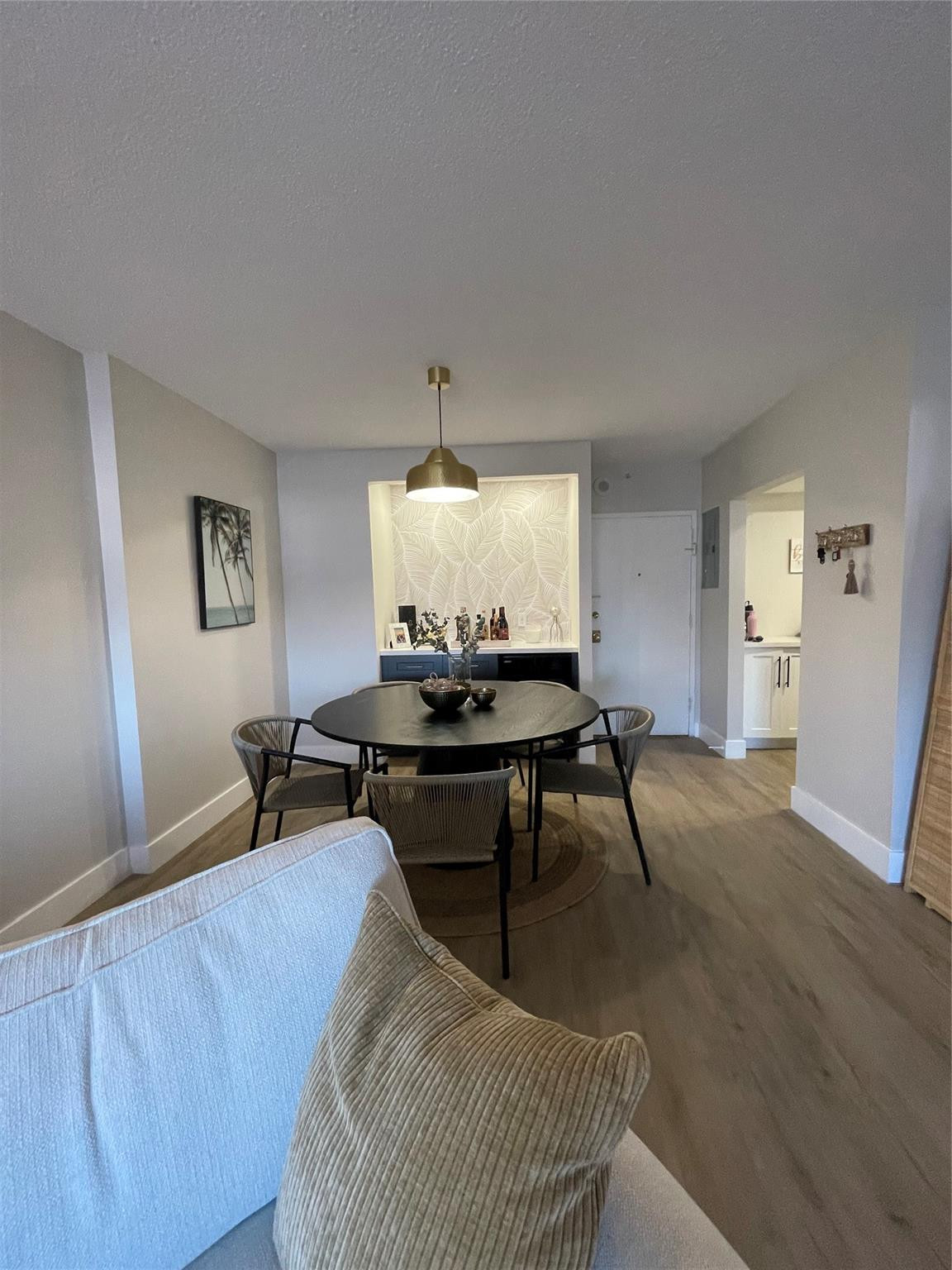COASTAL TOWERS CONDO - Residential Lease
