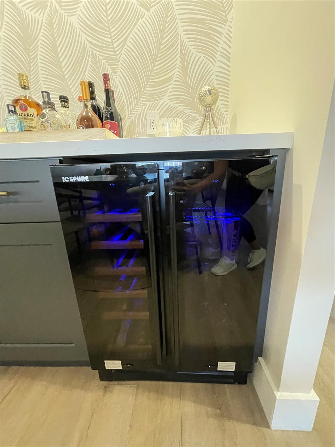 COASTAL TOWERS CONDO - Residential Lease