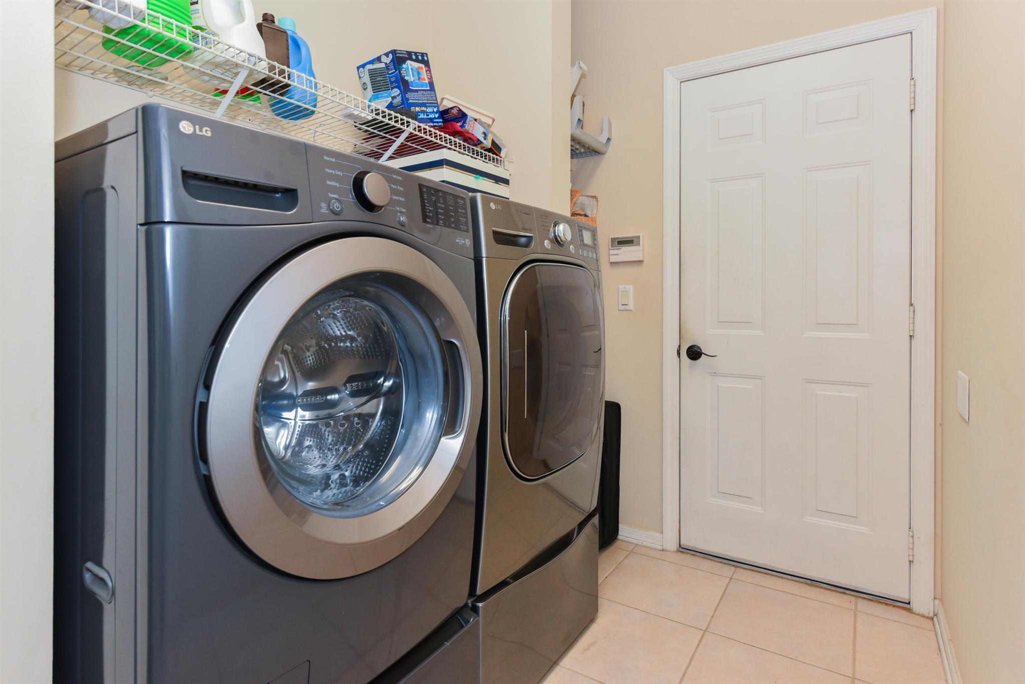 HARBOUR ISLES AT LAKE CHA - Residential