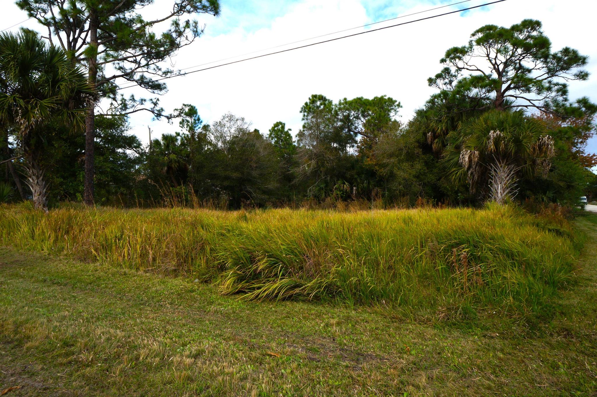 VERO LAKE ESTATES UNIT E - Land