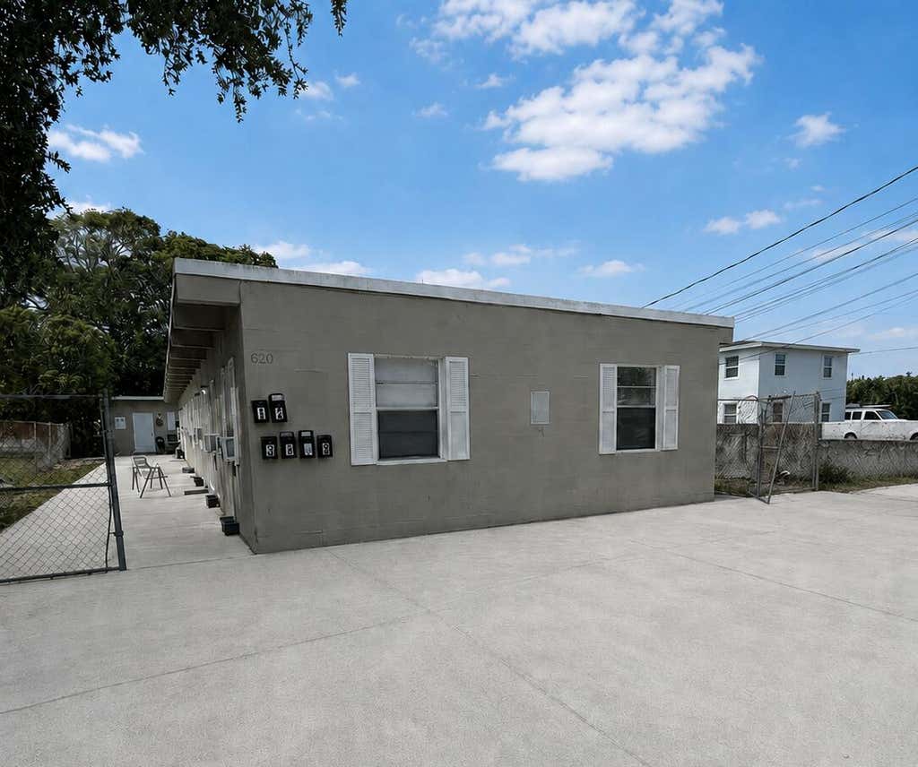 Photo of 620 20th Street #1, West Palm Beach, FL 33407 (MLS # B26059976)