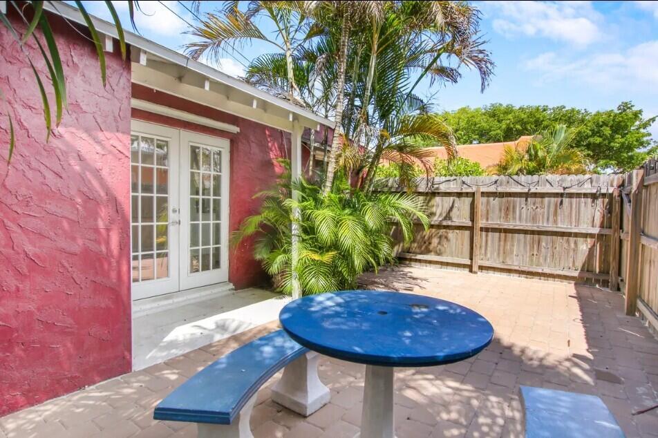 FLAMINGO PARK - Residential