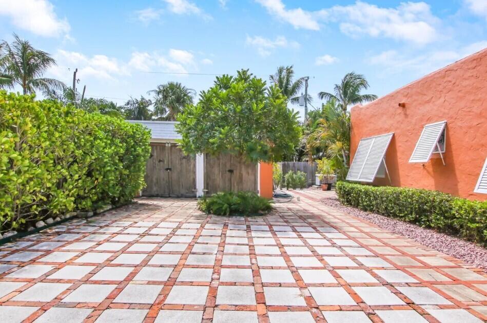 FLAMINGO PARK - Residential