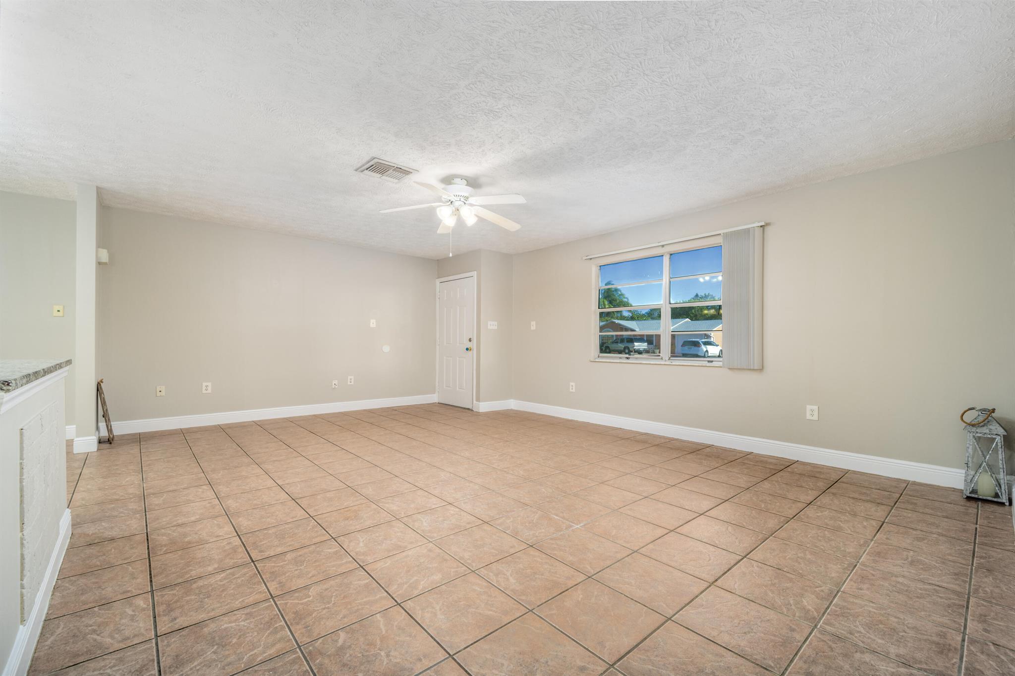 PORT ST LUCIE SECTION 13 - Residential