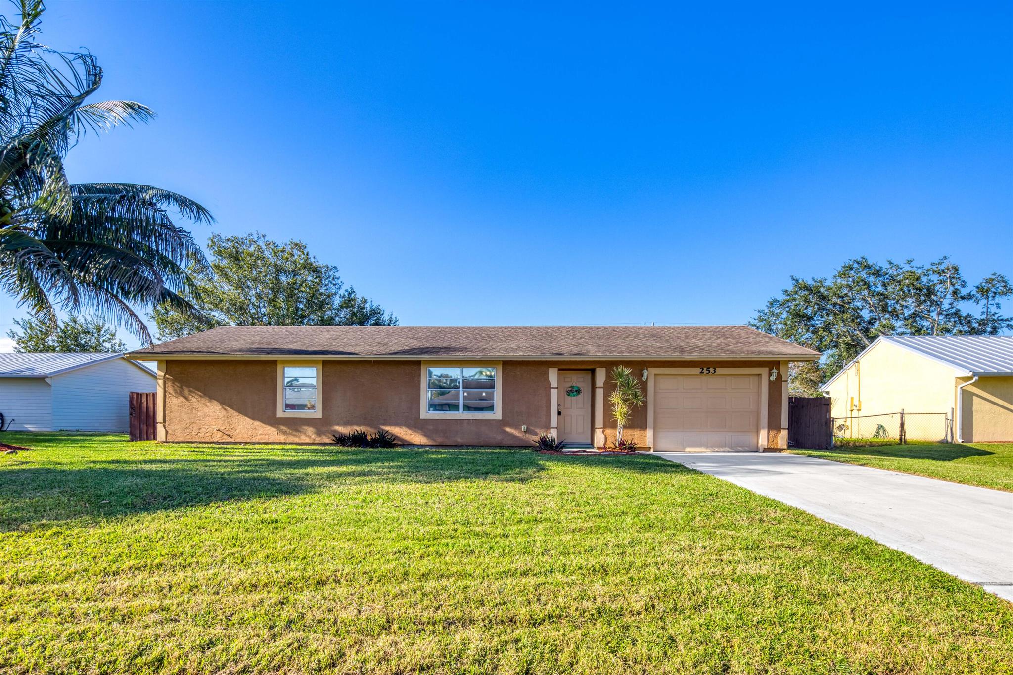 PORT ST LUCIE SECTION 13 - Residential