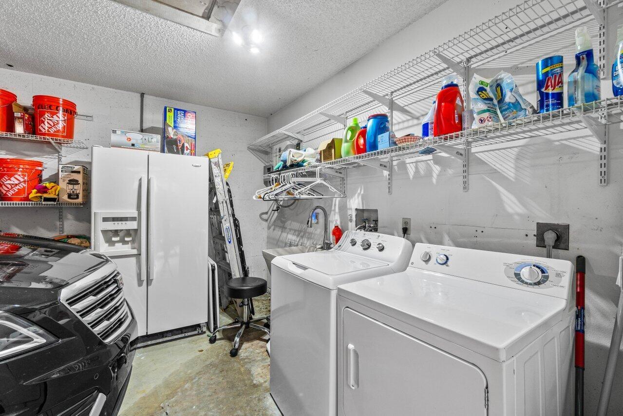 OAKWOOD II - Residential