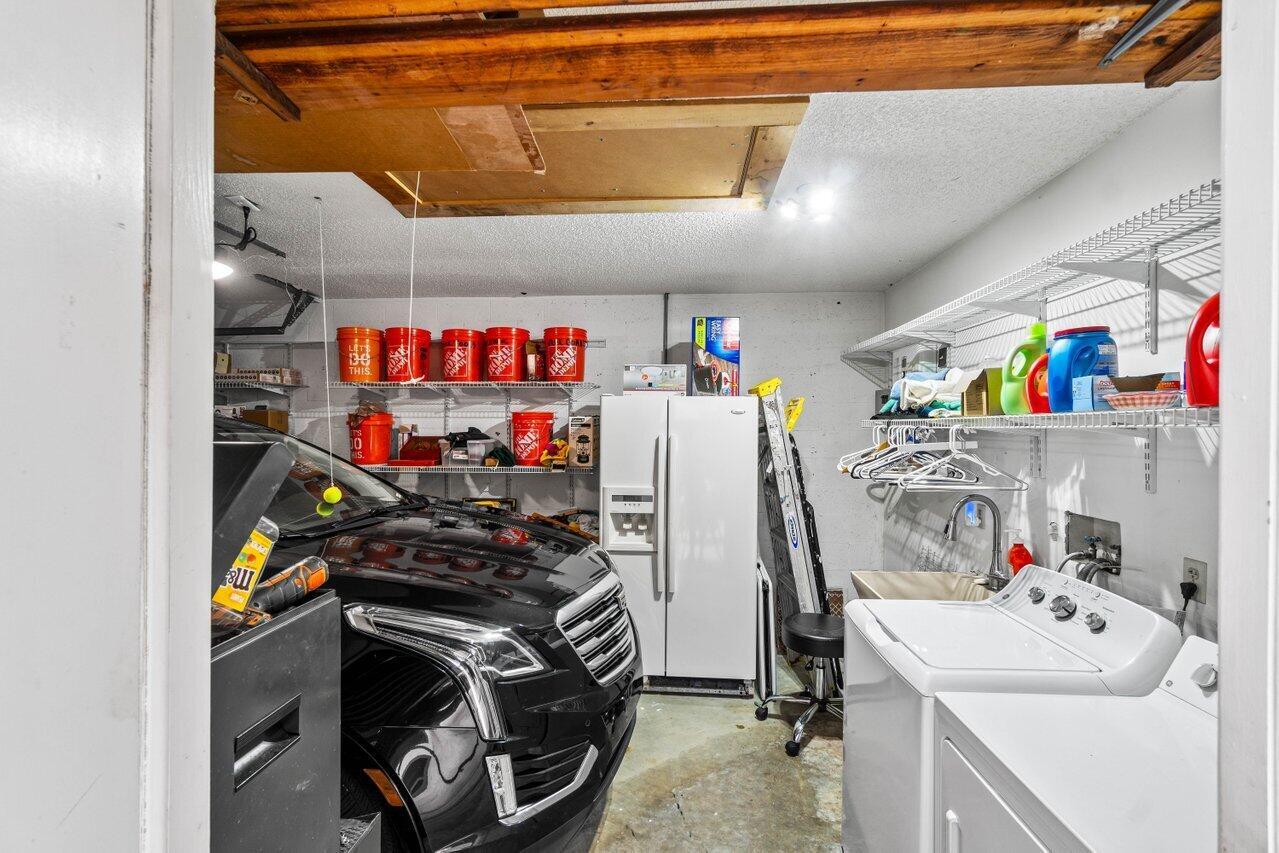 OAKWOOD II - Residential