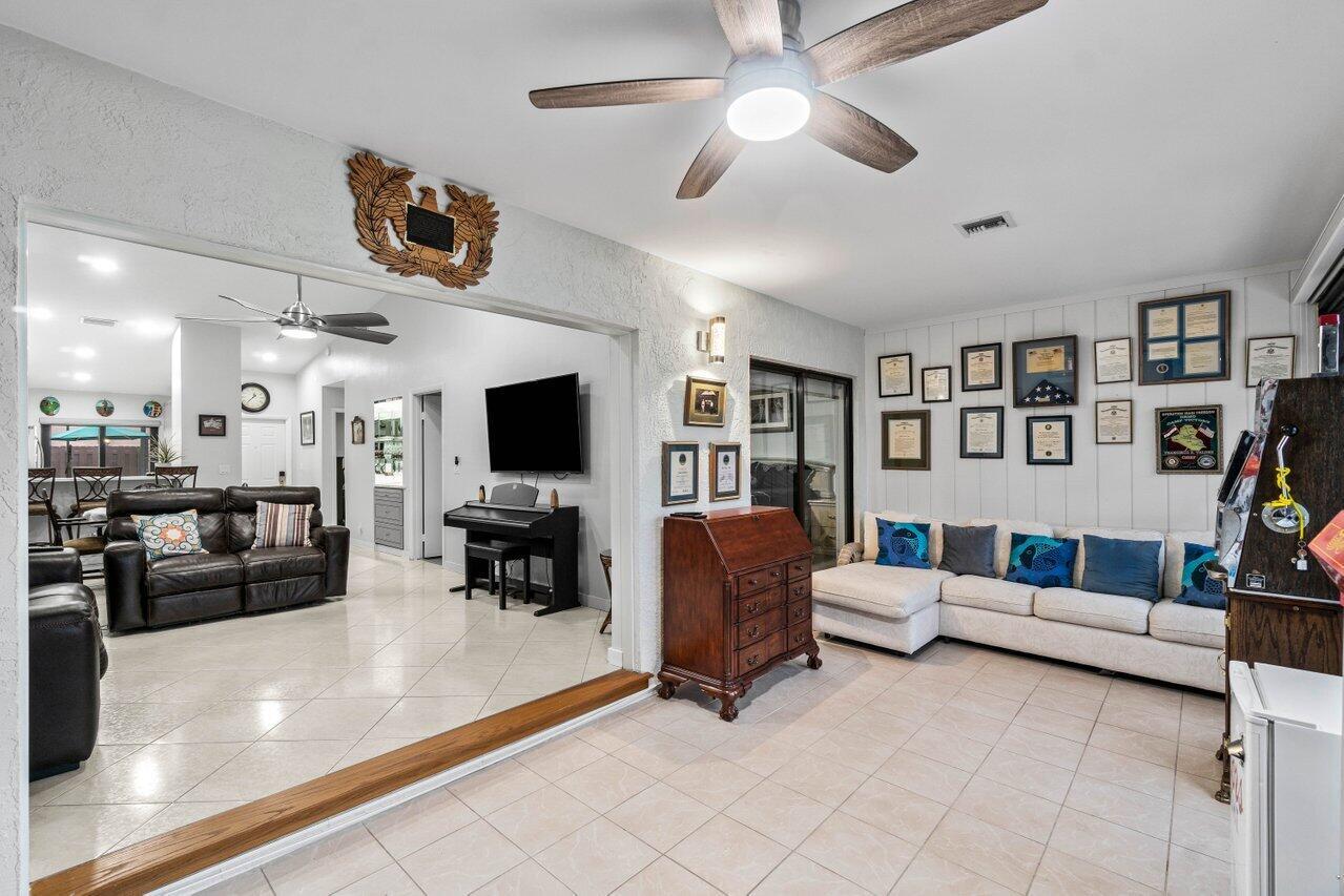 OAKWOOD II - Residential