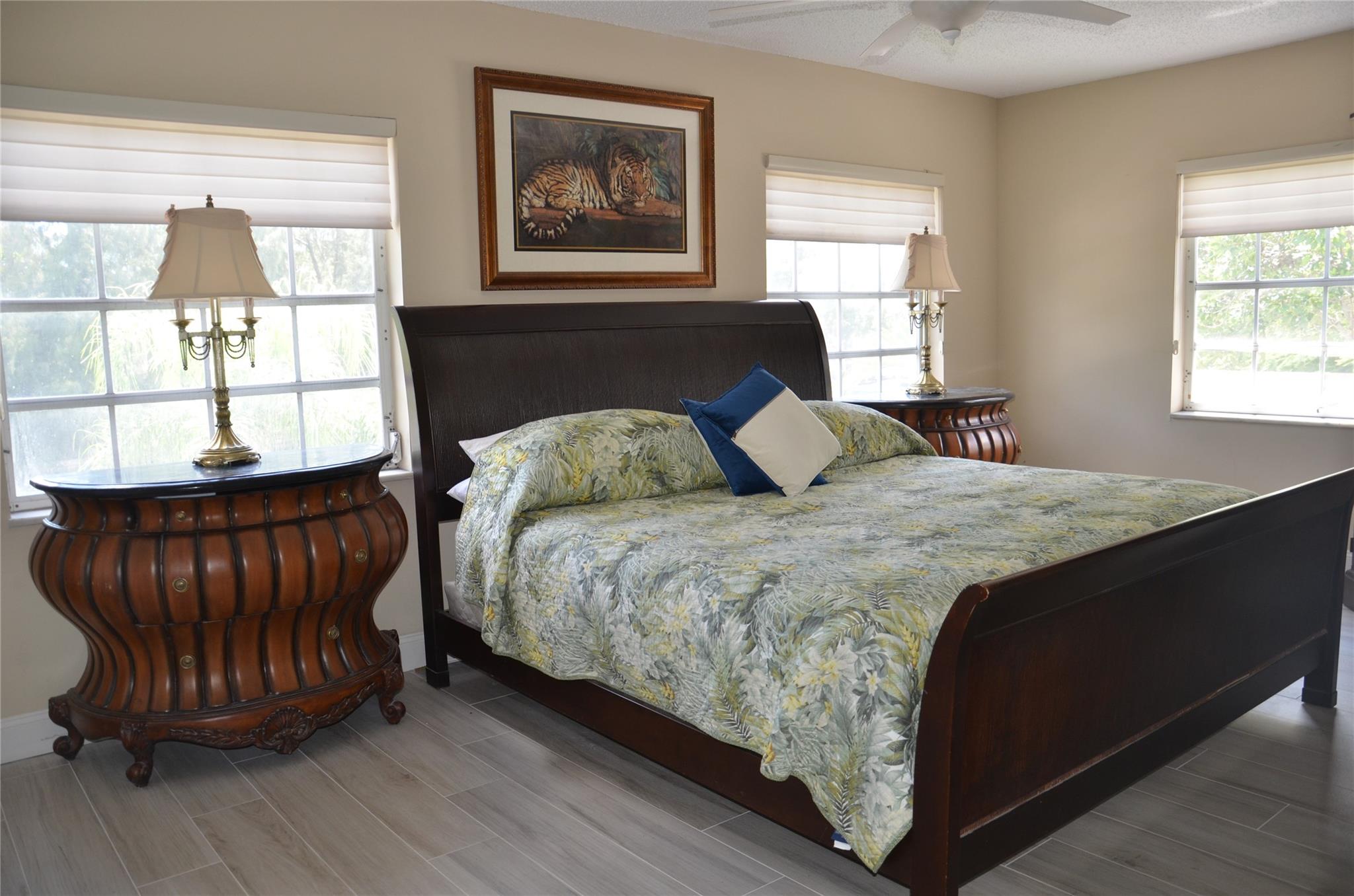 Bay Colony Club Condo - Residential