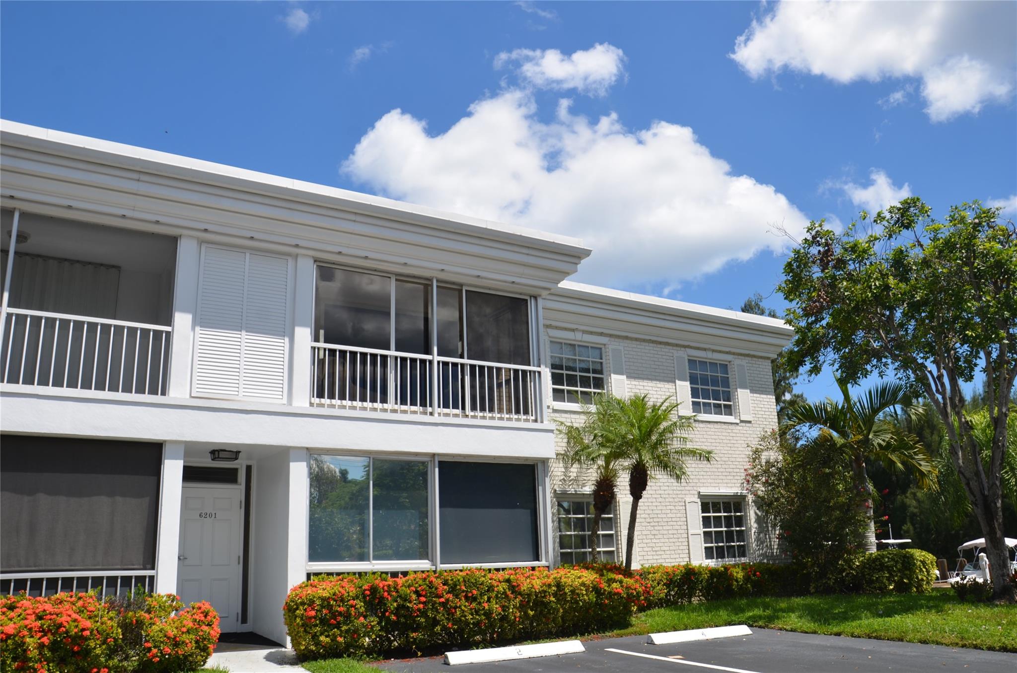 Bay Colony Club Condo - Residential