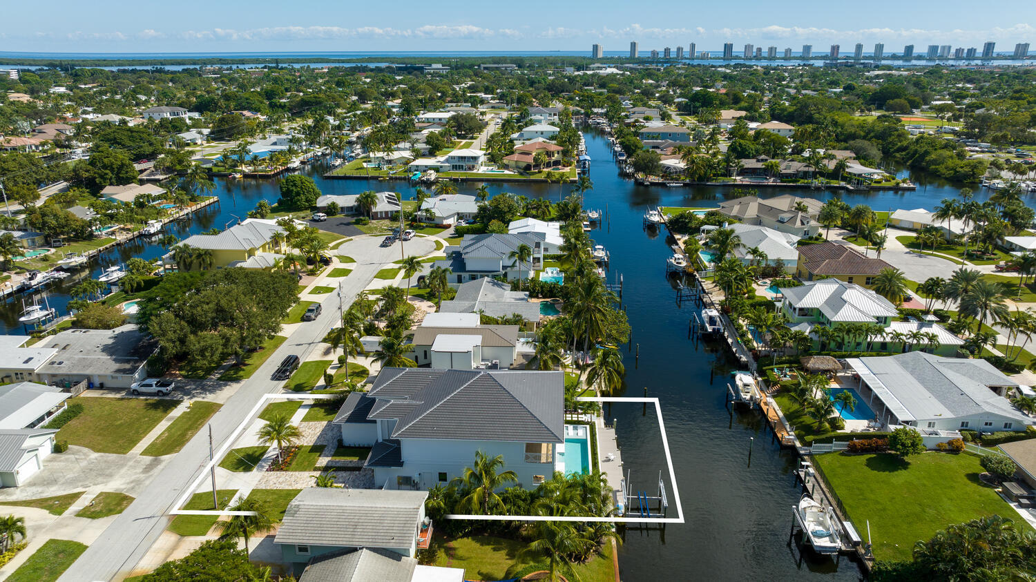 NORTH PALM BEACH VILLAGE OF 2 - Residential