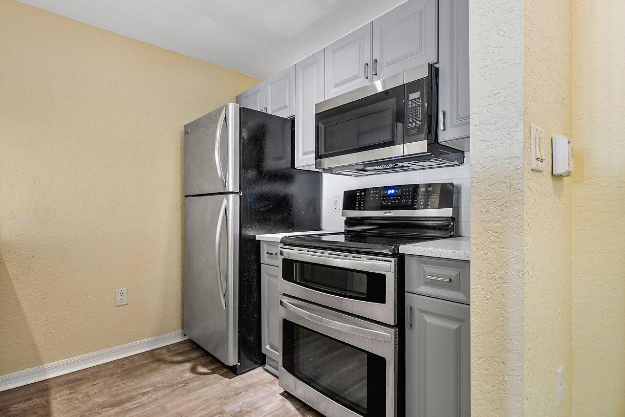 1805 N Flagler Drive 205