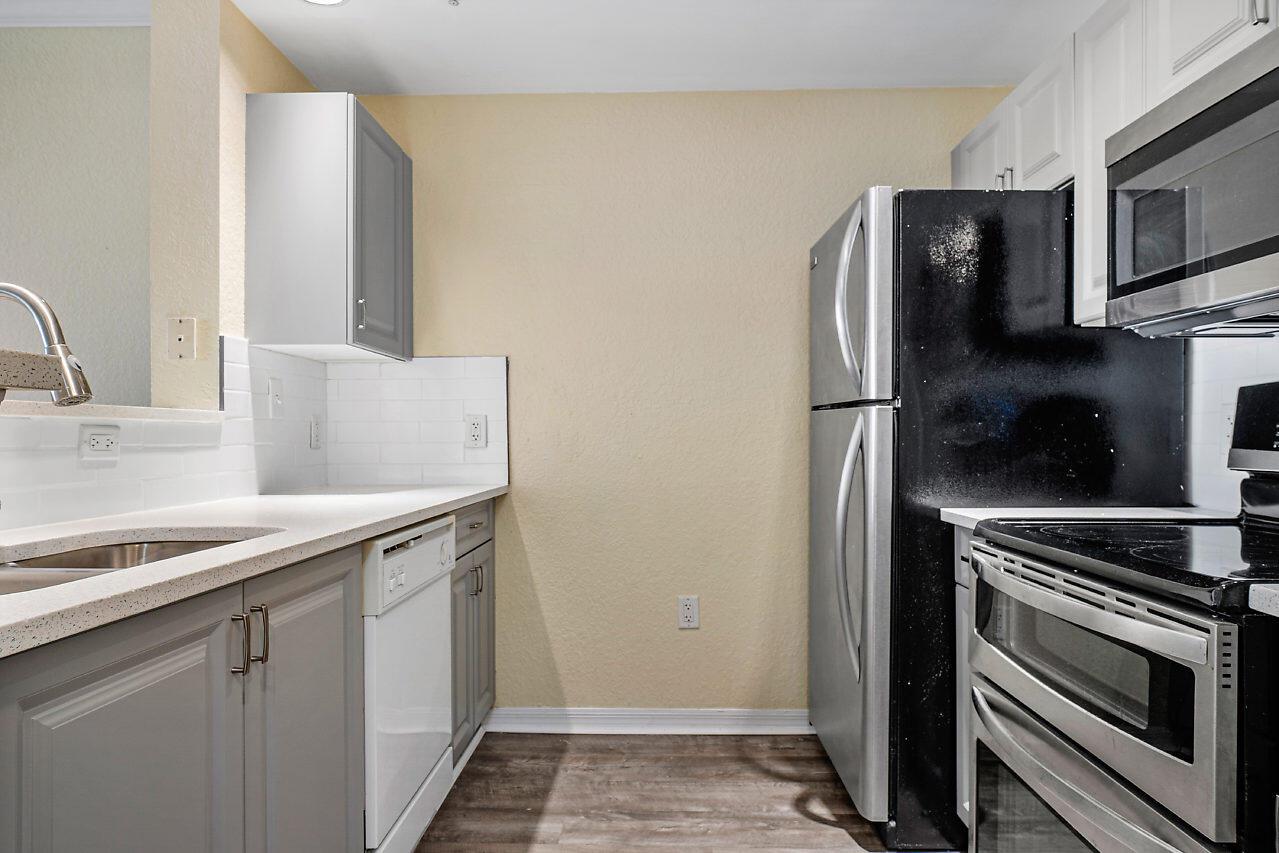 1805 N Flagler Drive 205