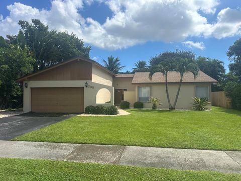 A home in Deerfield Beach