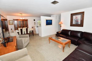 BOULEVARD ESTATES AMEN - Residential Lease